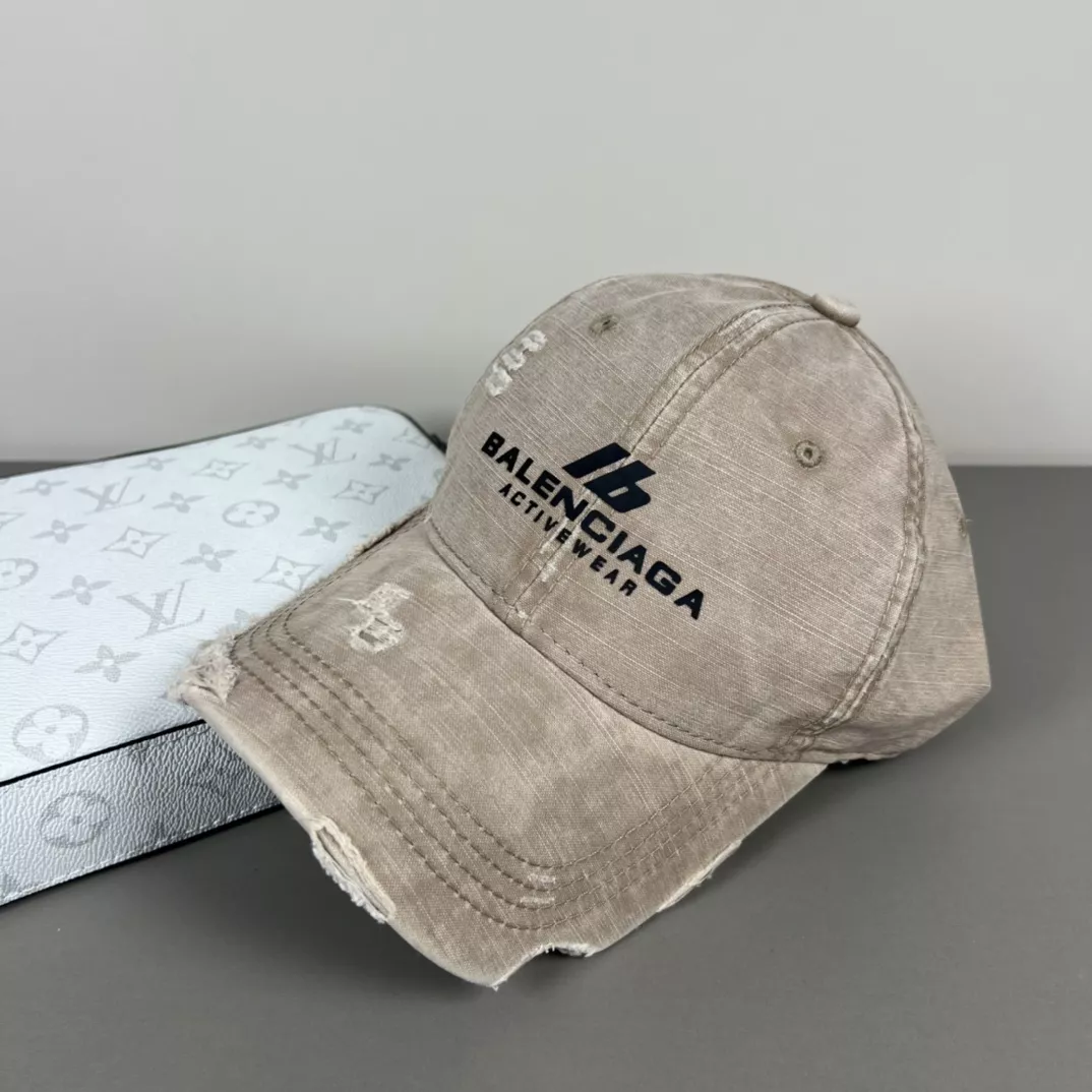 Balenciaga Caps Functional 6402