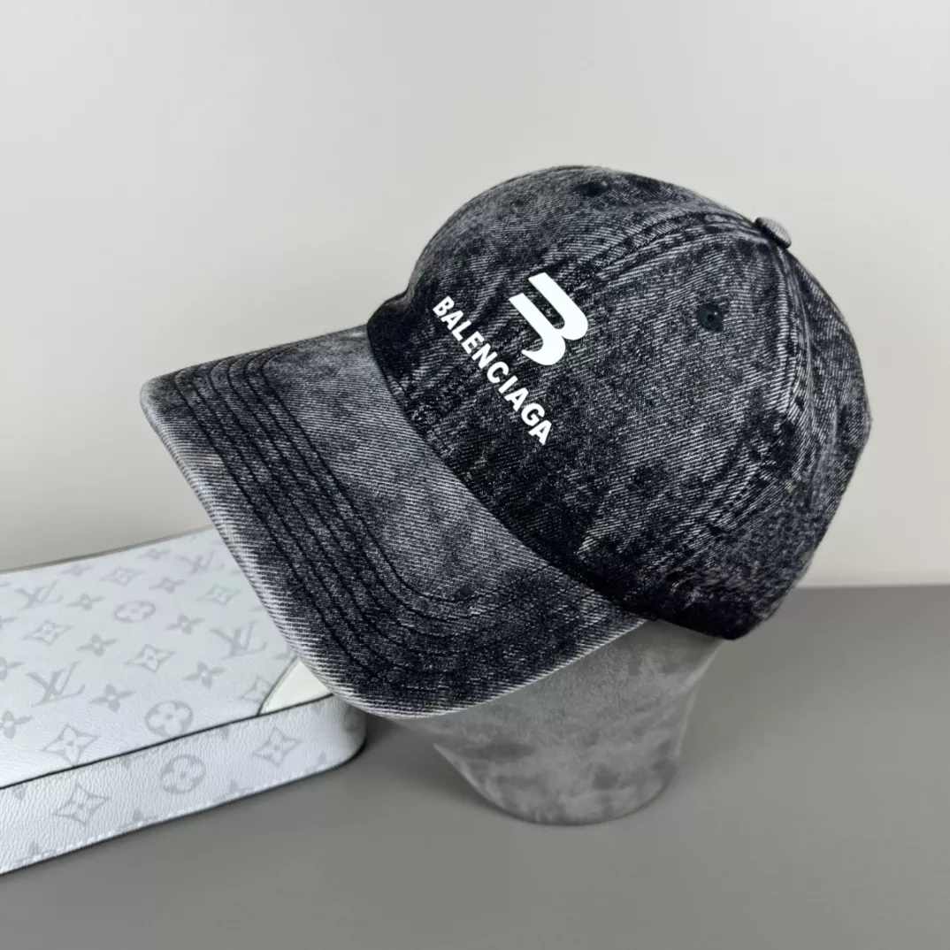 Balenciaga Caps GoAnywhere 2946
