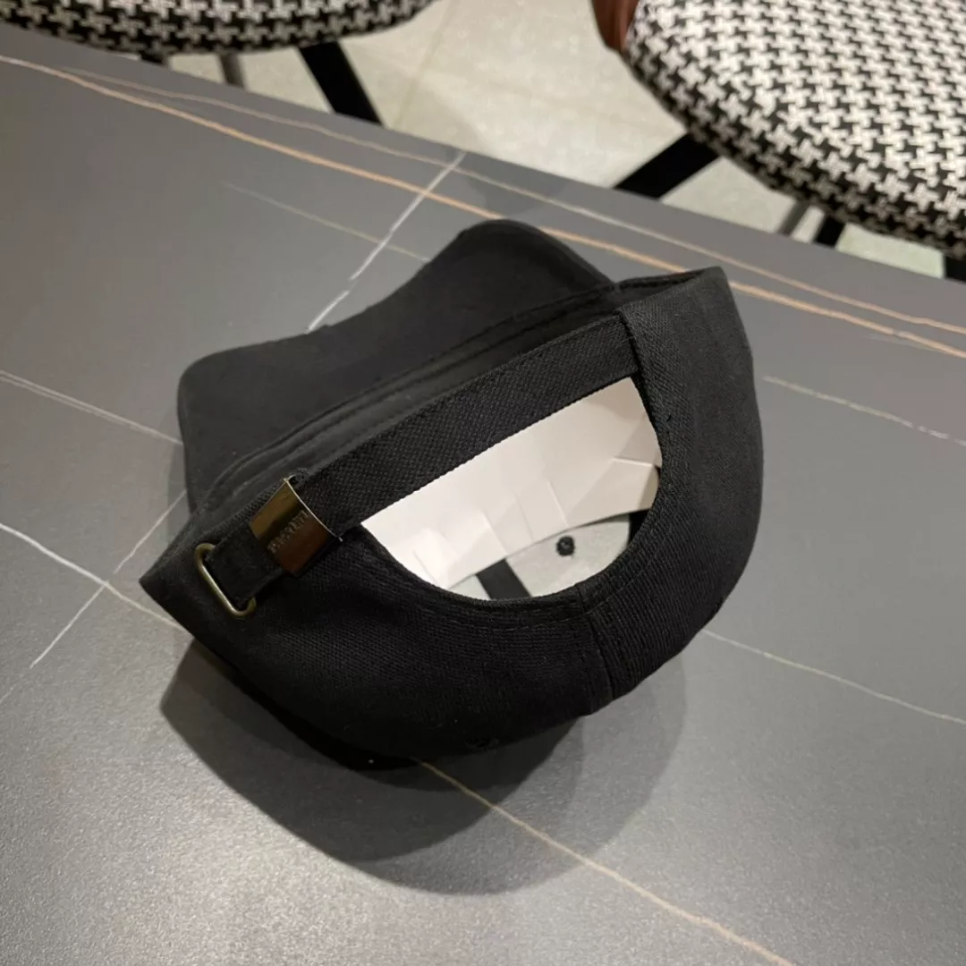 Balenciaga Caps GoodFit 6475