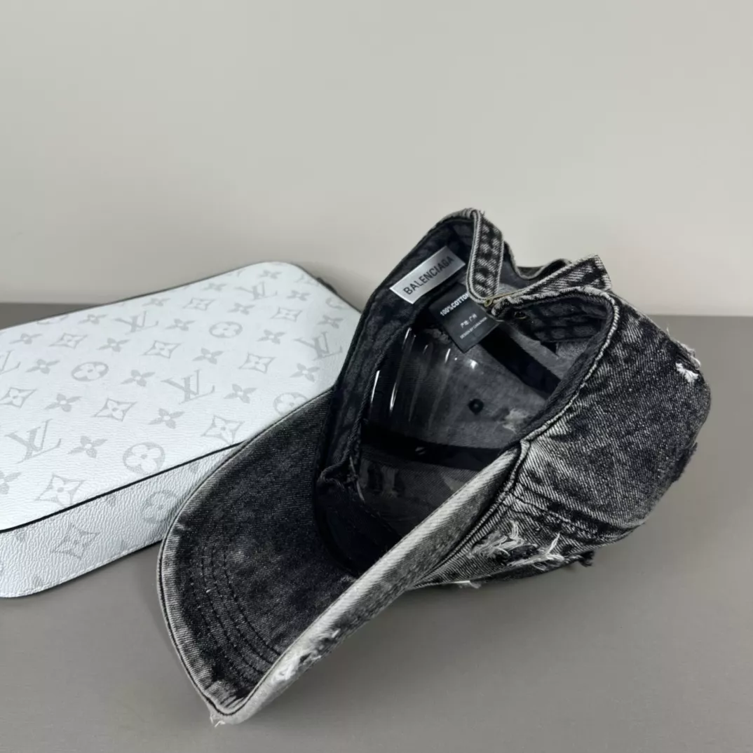 Balenciaga Caps HighQuality 2606