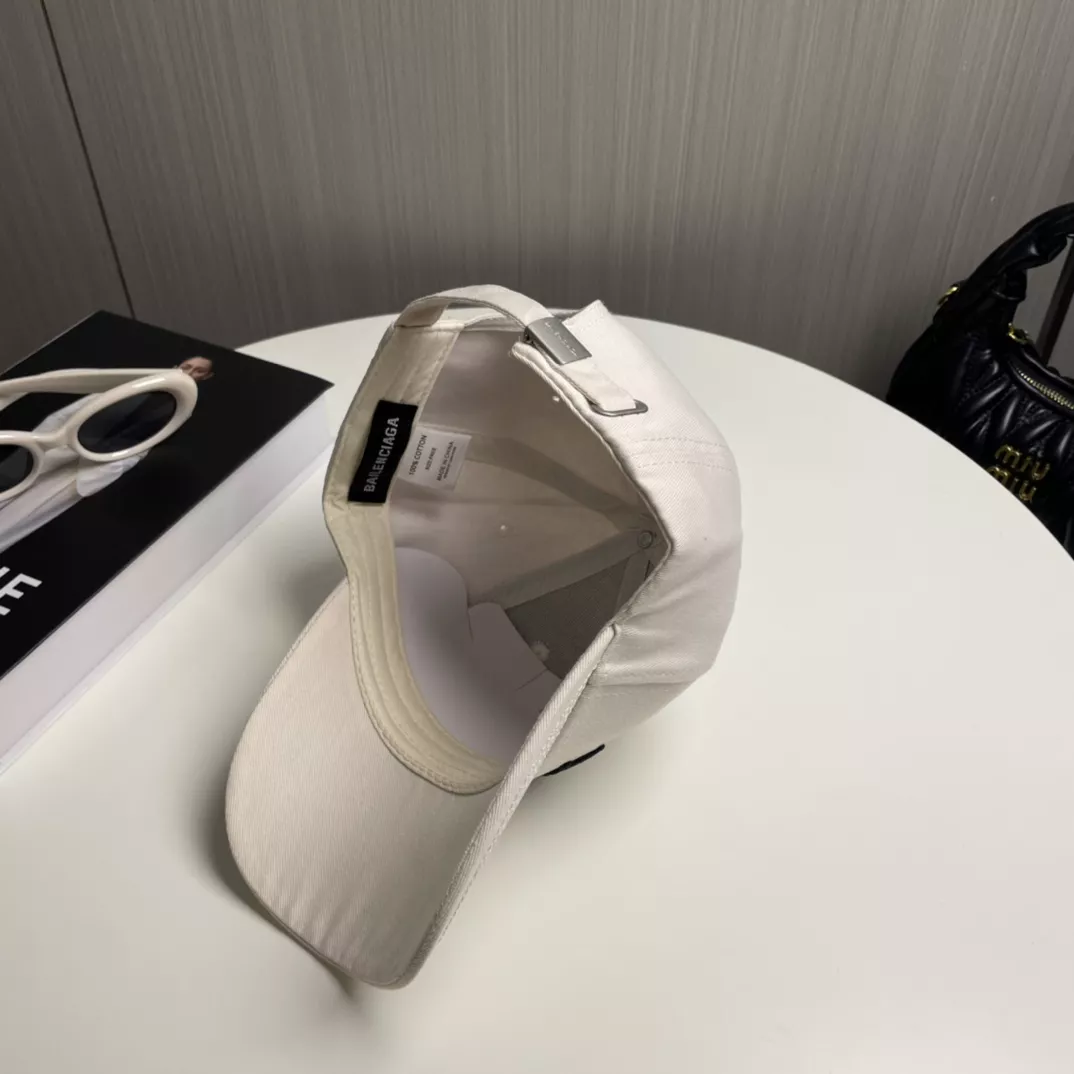 Balenciaga Caps Lightweight 1171