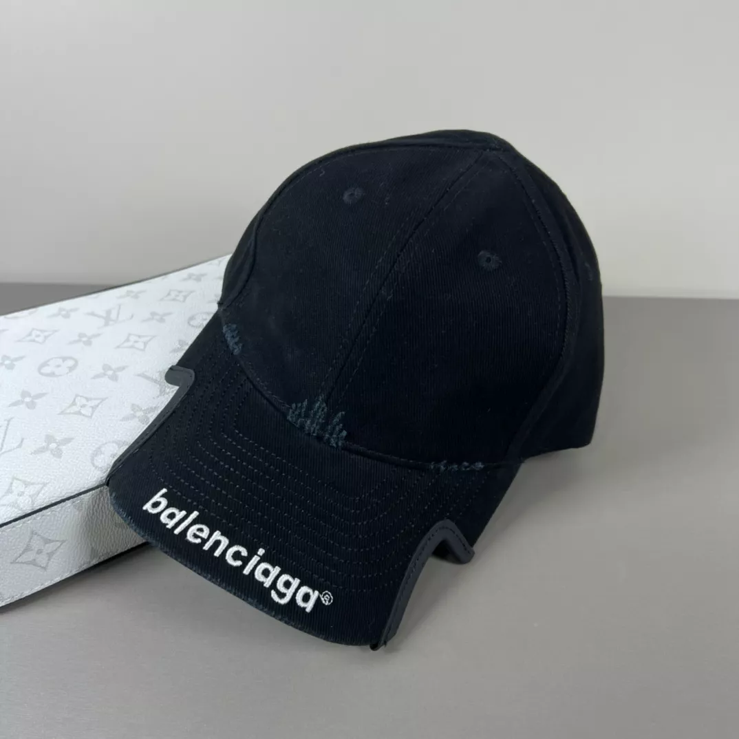 Balenciaga Caps Minimalist 2005