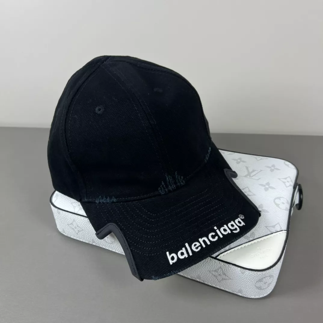 Balenciaga Caps Minimalist 2005