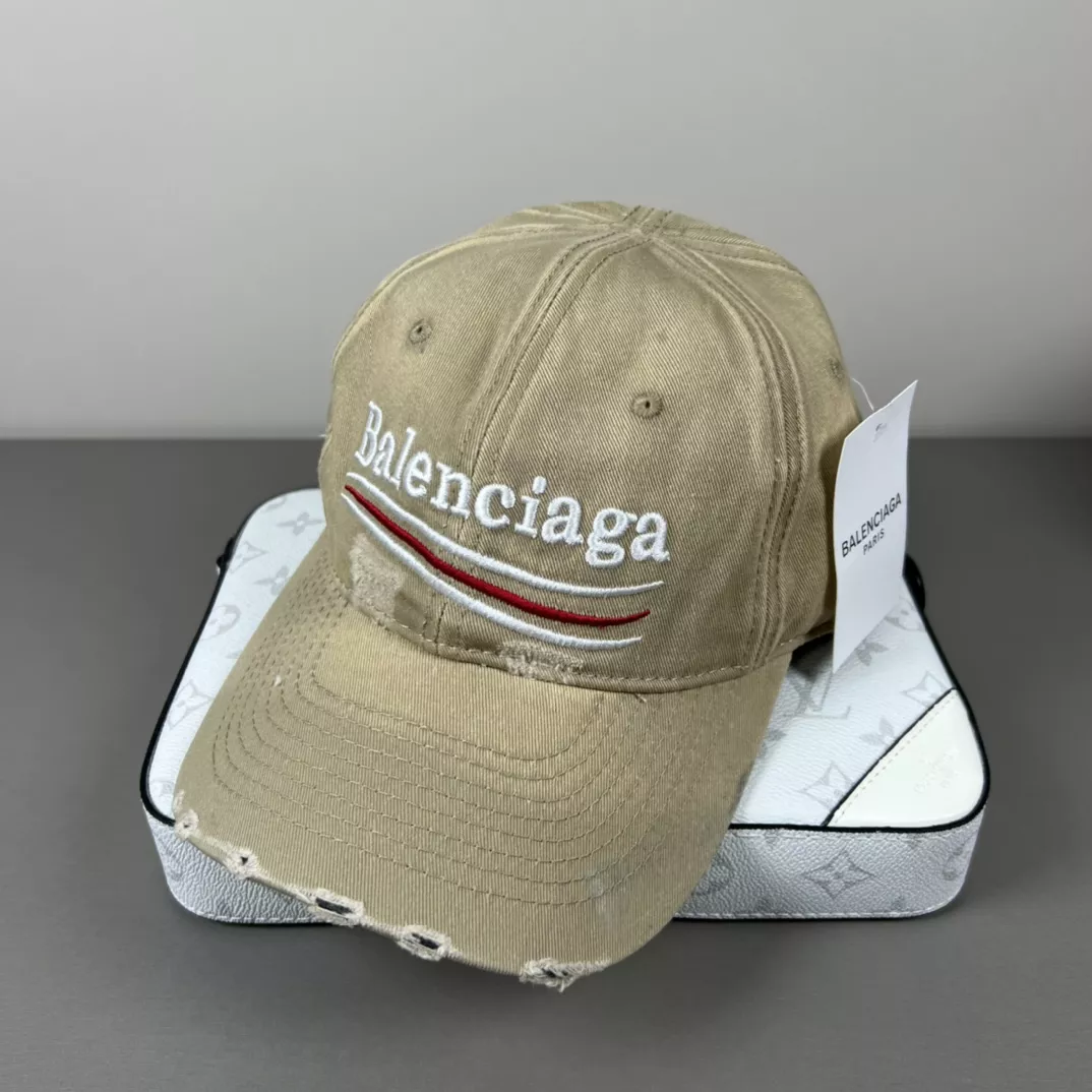 Balenciaga Caps Minimalist 7661