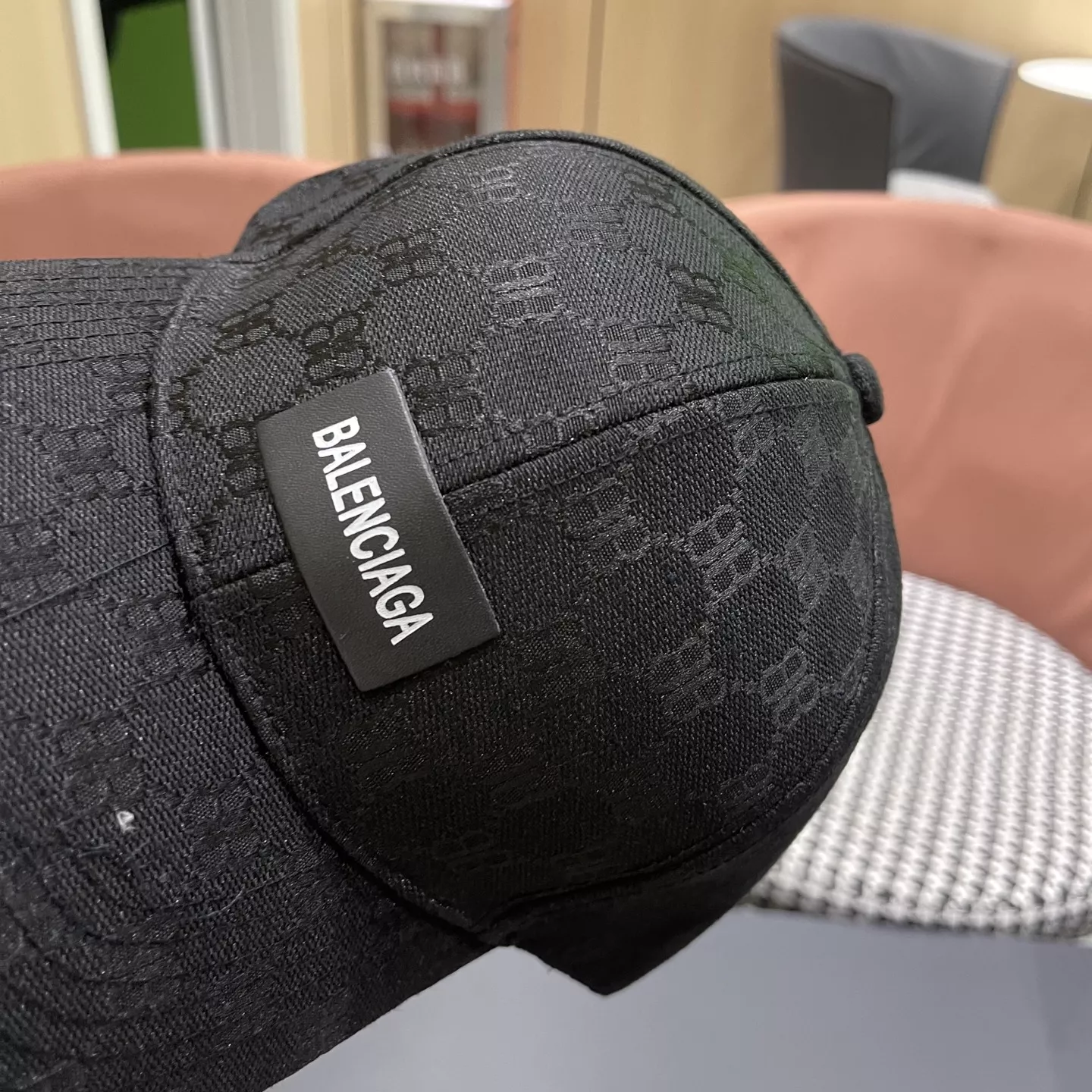 Balenciaga Caps ModernLook 2175