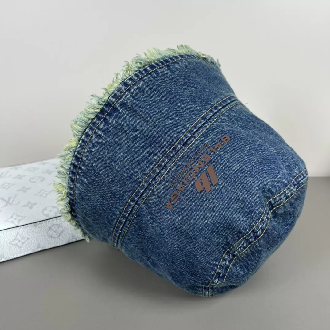 Balenciaga Caps Popular 2588
