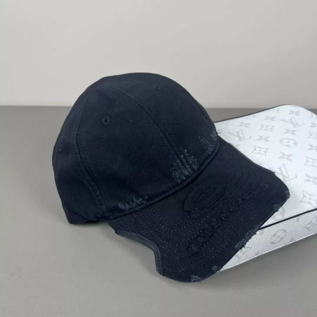 Balenciaga Caps Practical 2977