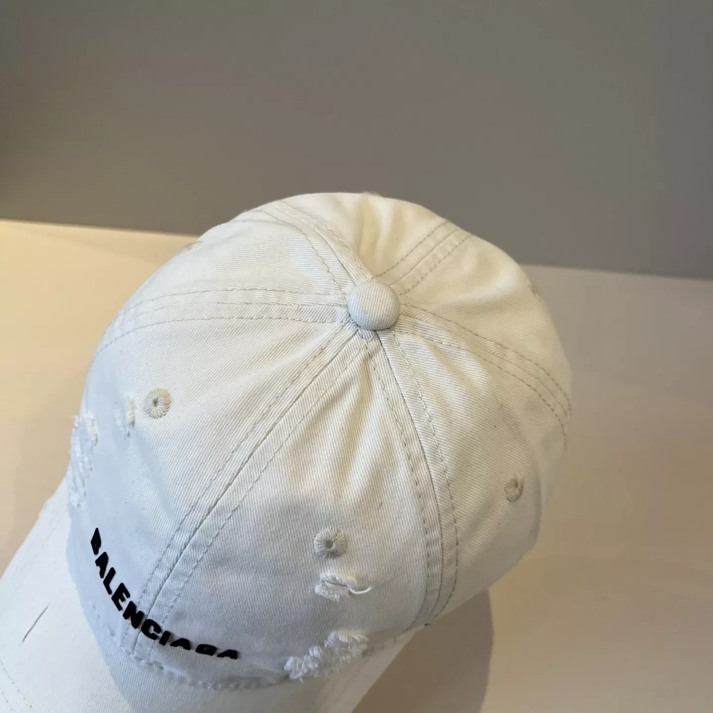 Balenciaga Caps Practical 9139
