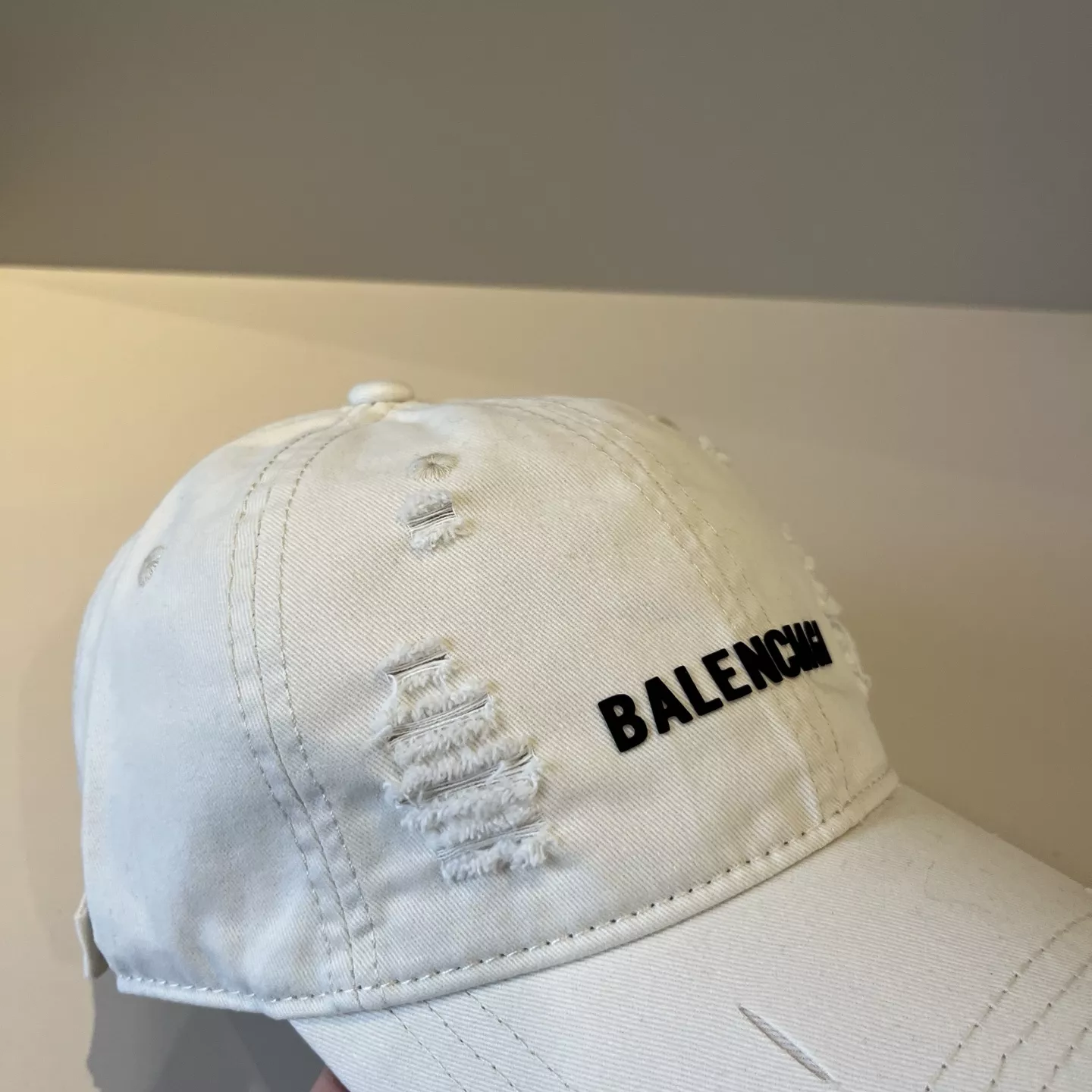 Balenciaga Caps Practical 9139
