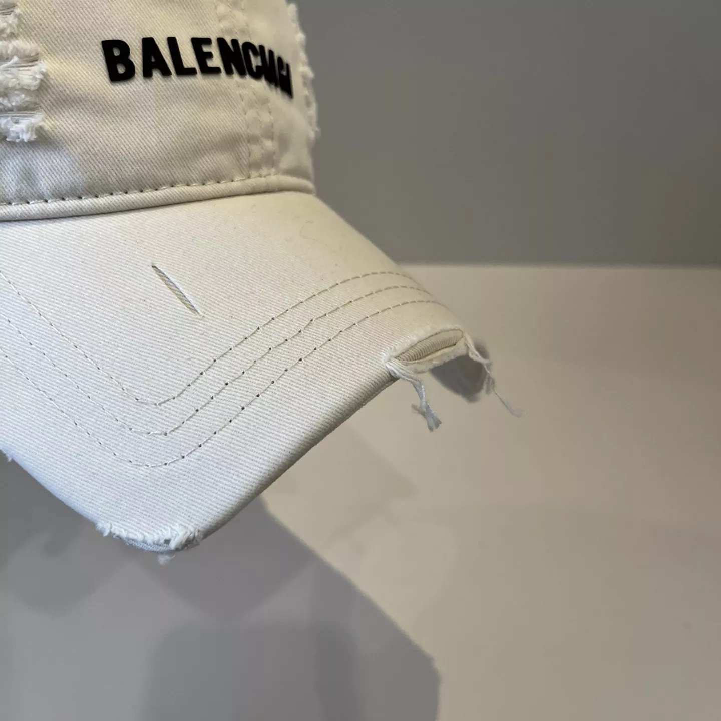 Balenciaga Caps Practical 9139