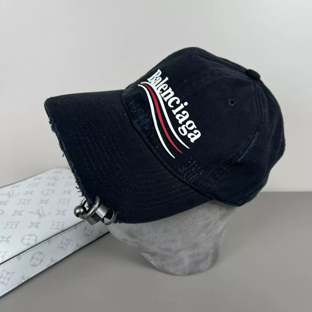 Balenciaga Caps Refined 3609