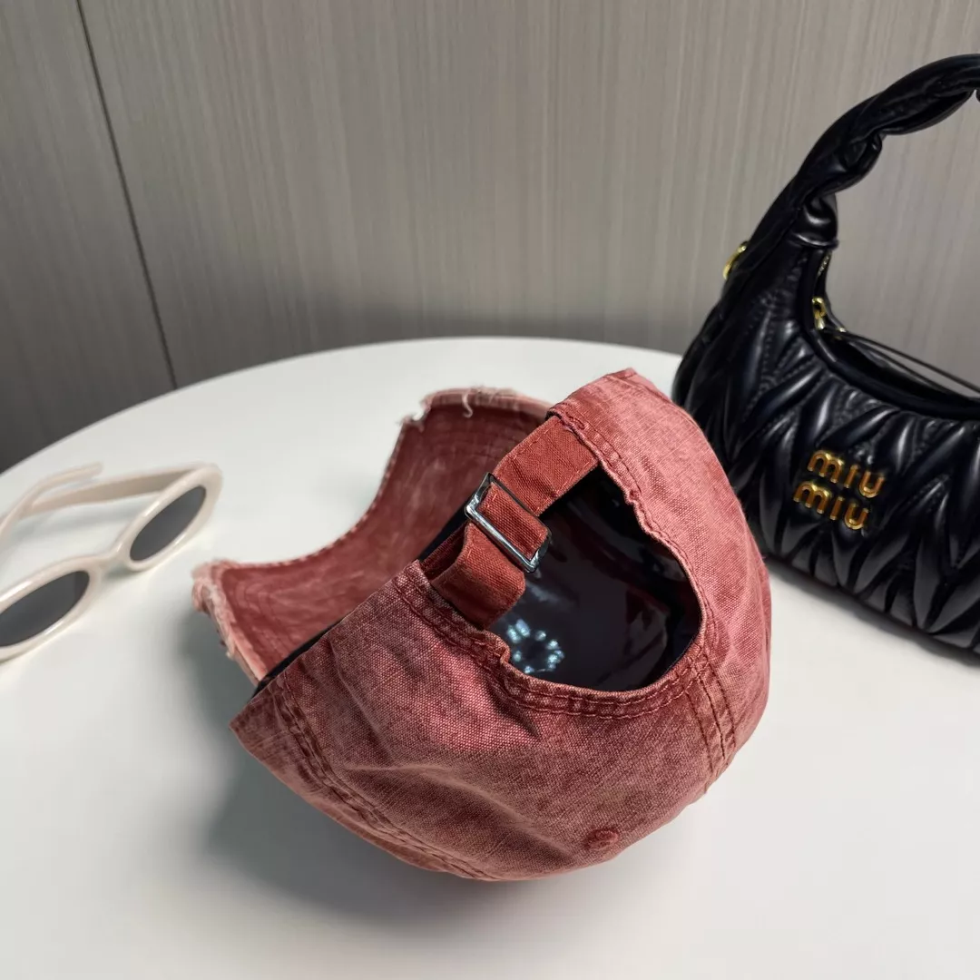 Balenciaga Caps Soft 1176