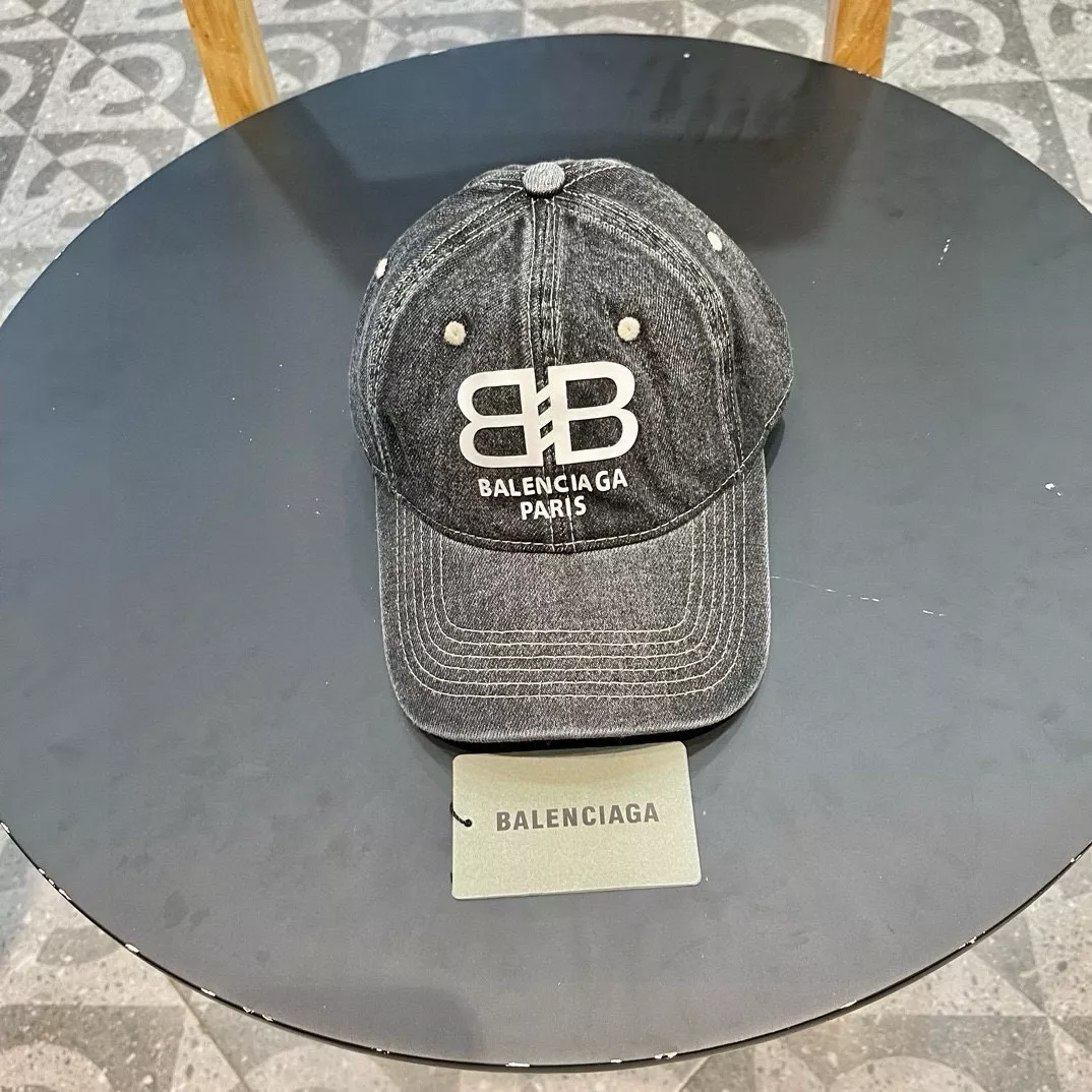 Balenciaga Caps Sophisticated 8718