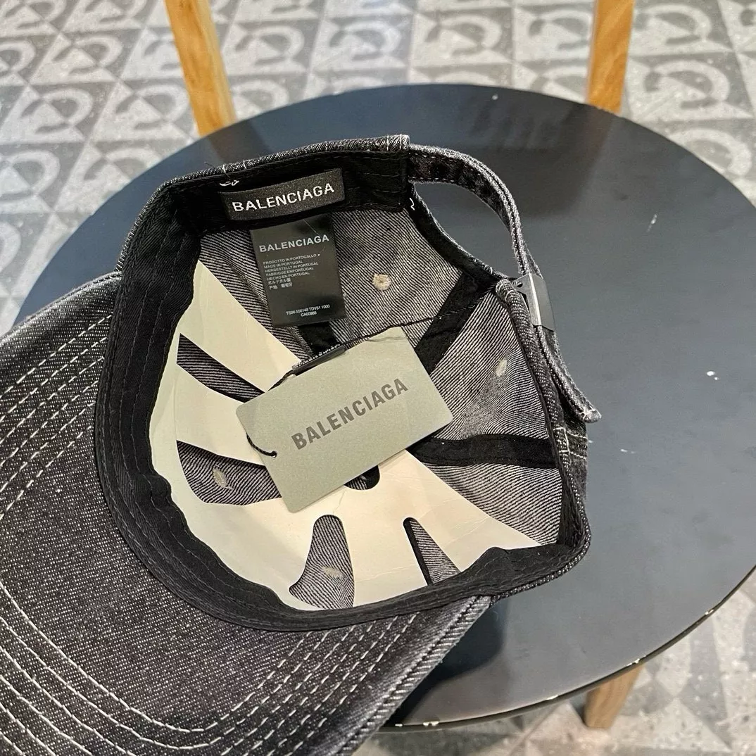 Balenciaga Caps Sophisticated 8718