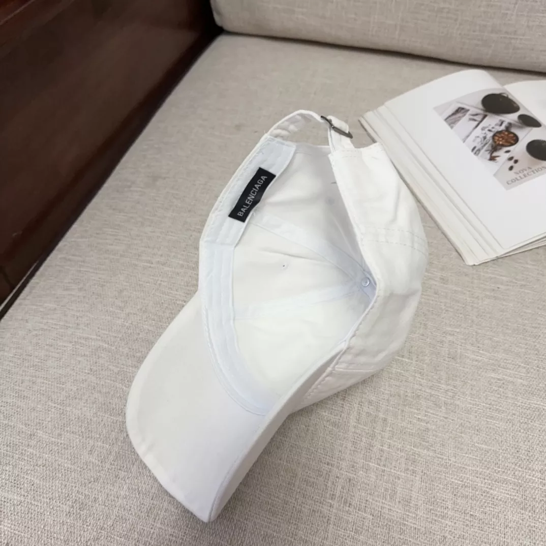 Balenciaga Caps SportInspired 3533