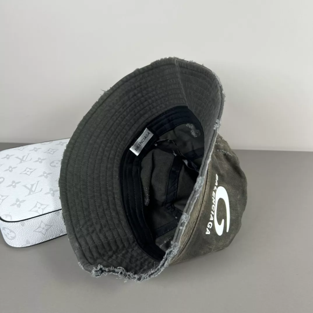 Balenciaga Caps SportInspired 3794