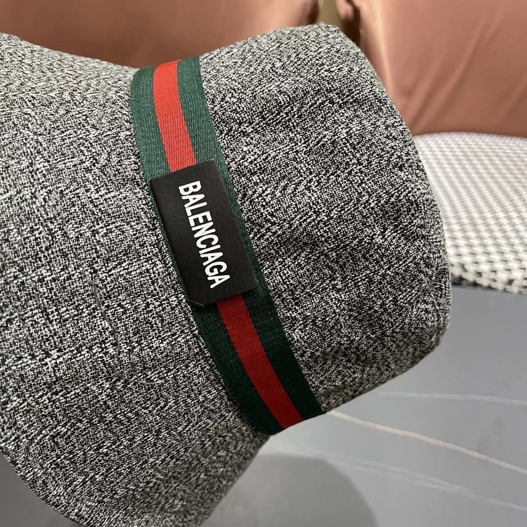 Balenciaga Caps SportInspired 4016