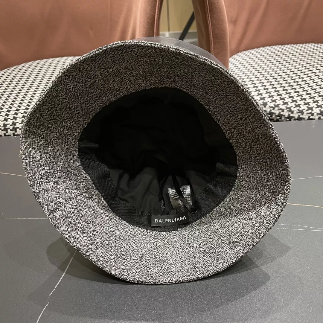 Balenciaga Caps SportInspired 4016