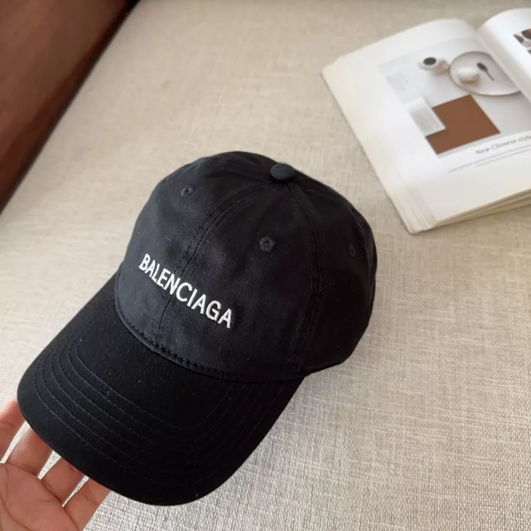 Balenciaga Caps SportInspired 5639