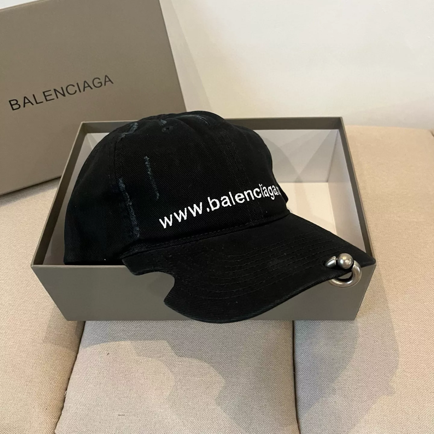 Balenciaga Caps Stylish 2000