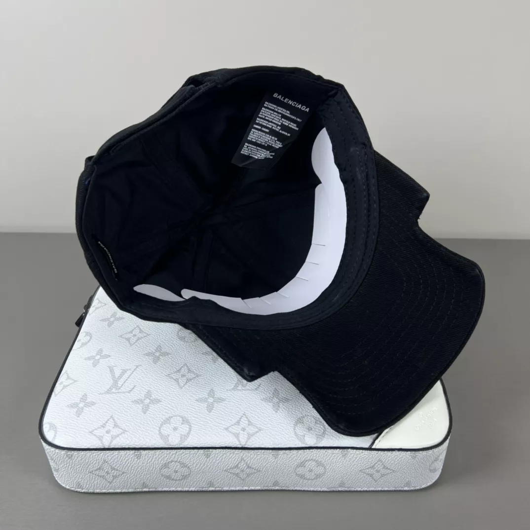 Balenciaga Caps Stylish 791