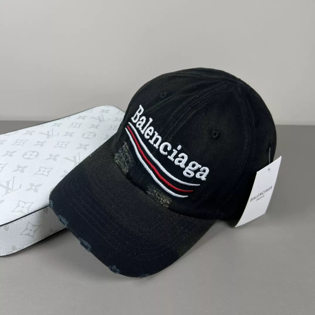 Balenciaga Caps Vibrant 8540