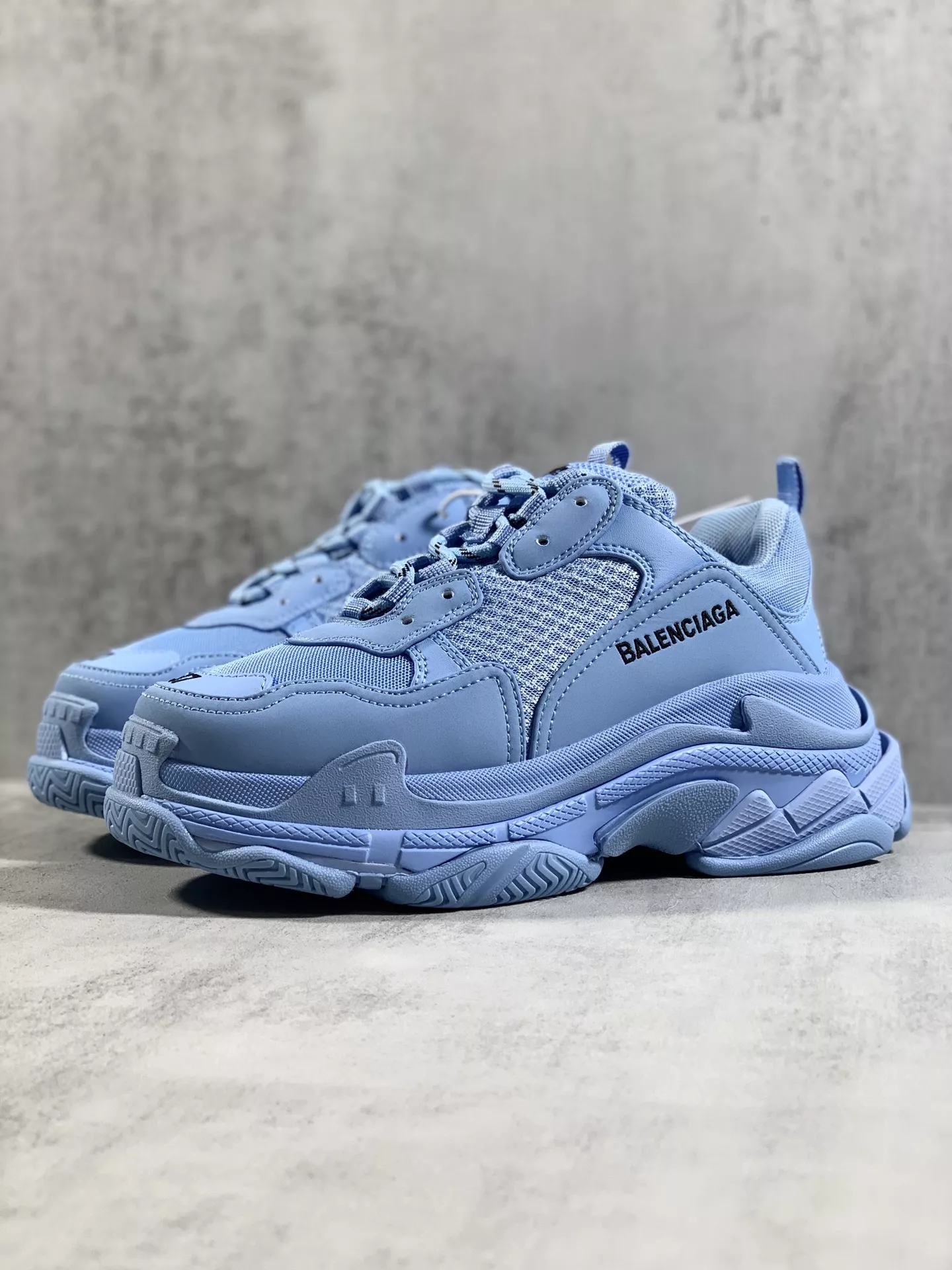 Balenciaga Casual Shoes For Men Affordable 7112