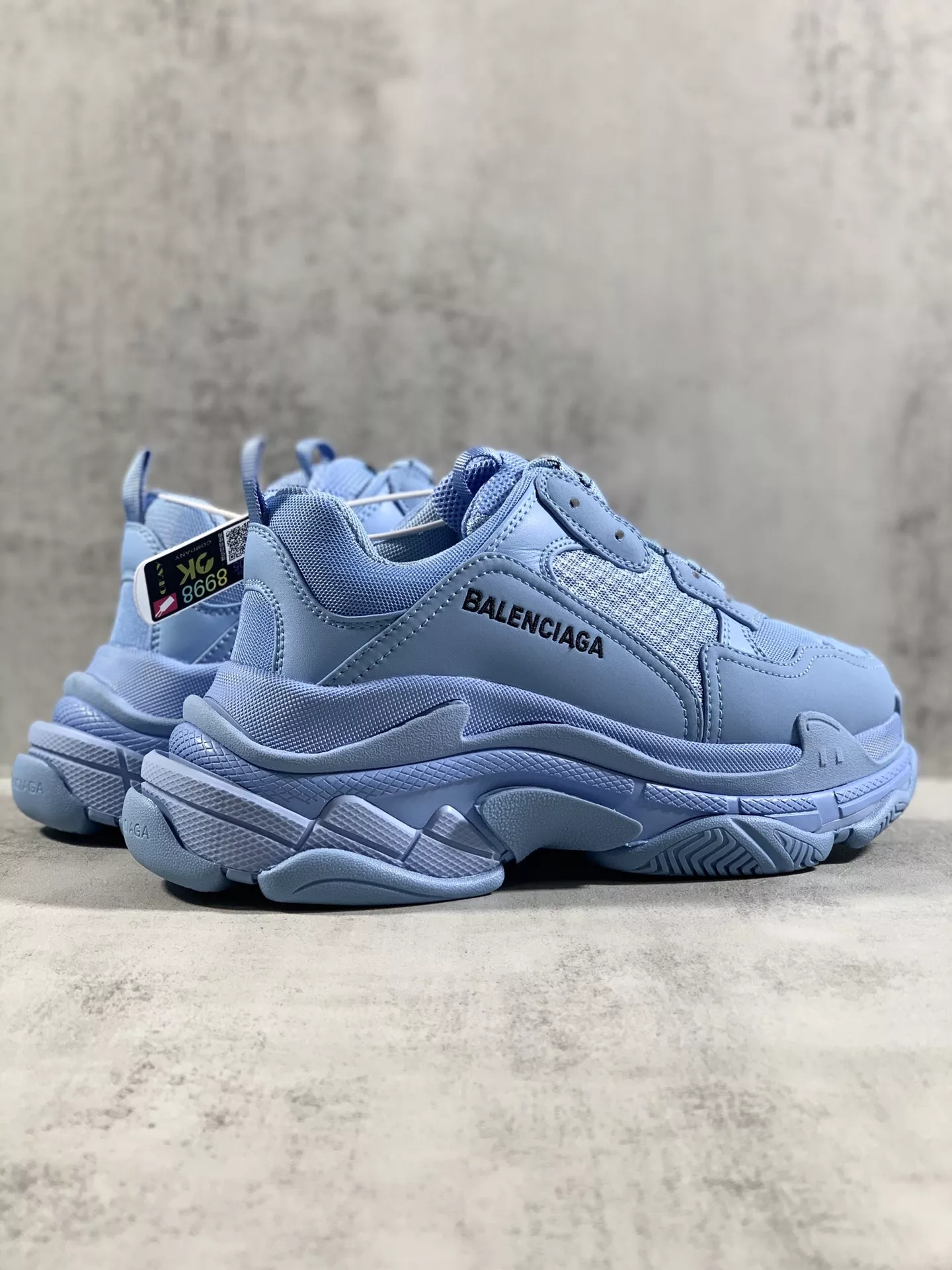 Balenciaga Casual Shoes For Men Affordable 7112