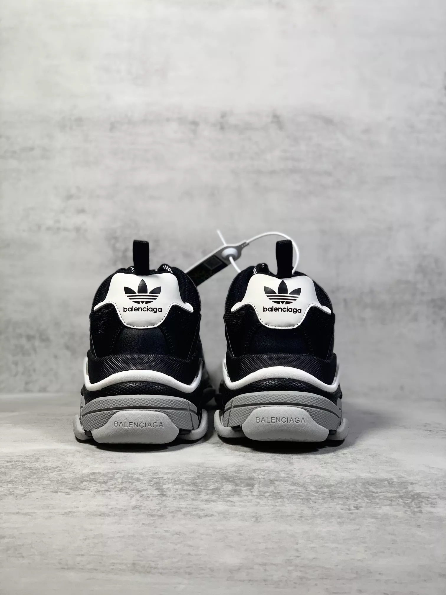 Balenciaga Casual Shoes For Men BestValue 8470