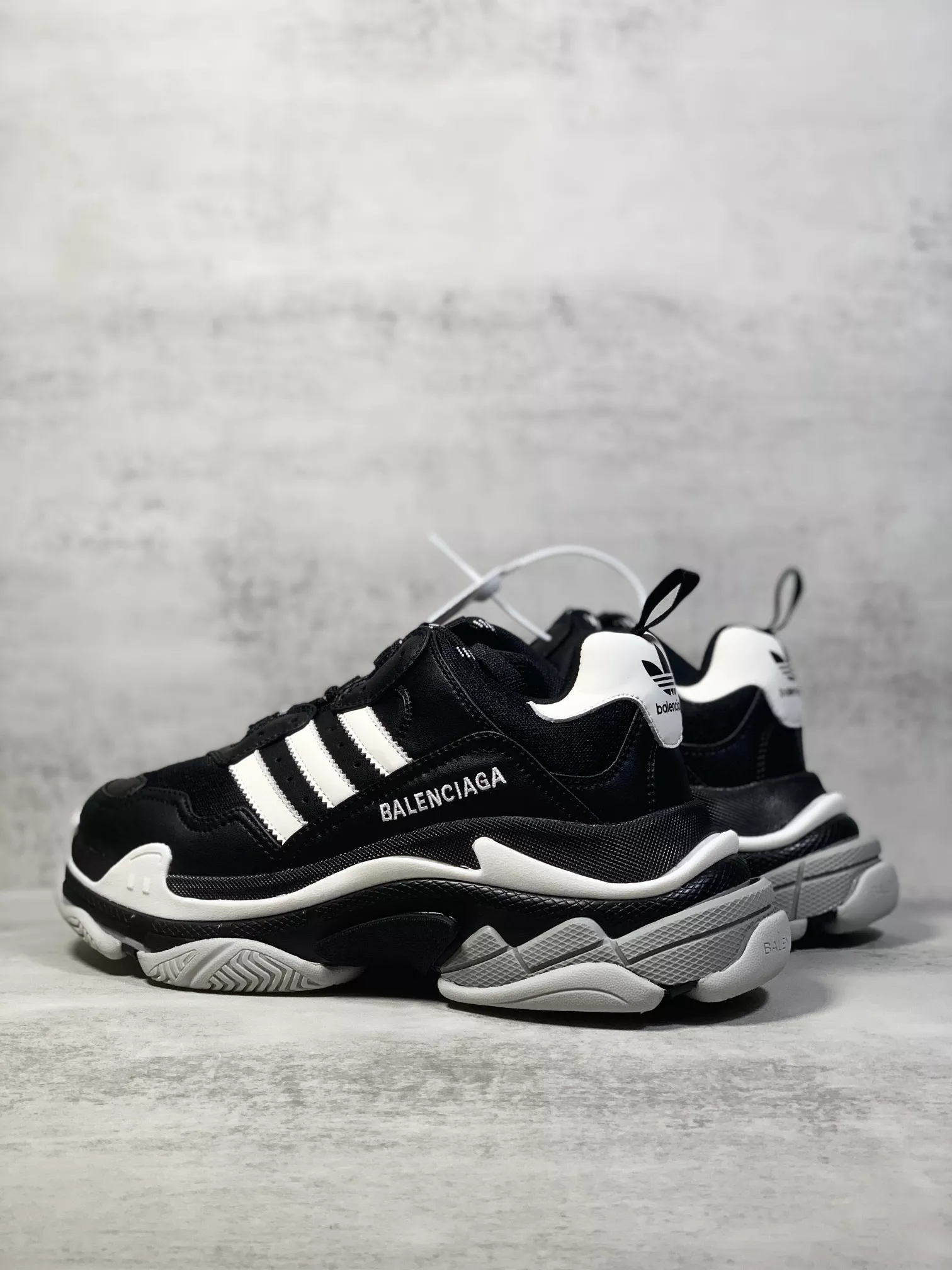 Balenciaga Casual Shoes For Men BestValue 8470
