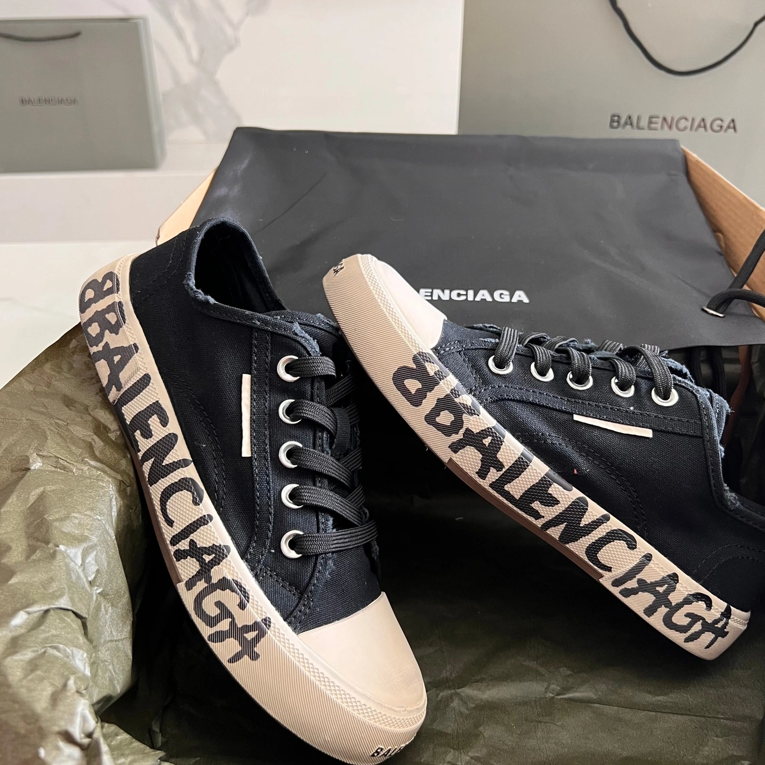Balenciaga Casual Shoes For Men Classic 6842