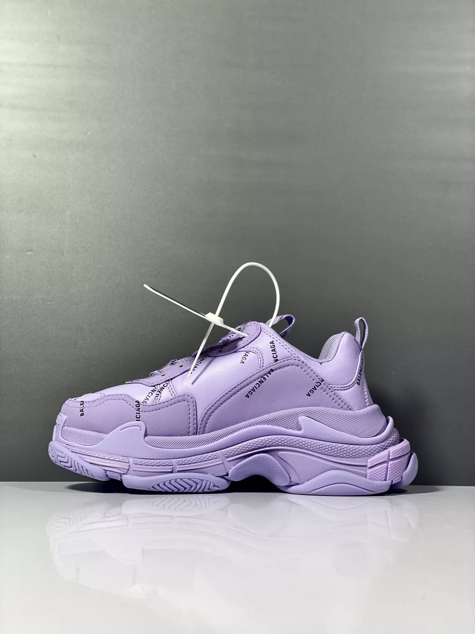 Balenciaga Casual Shoes For Men Comfortable 8375