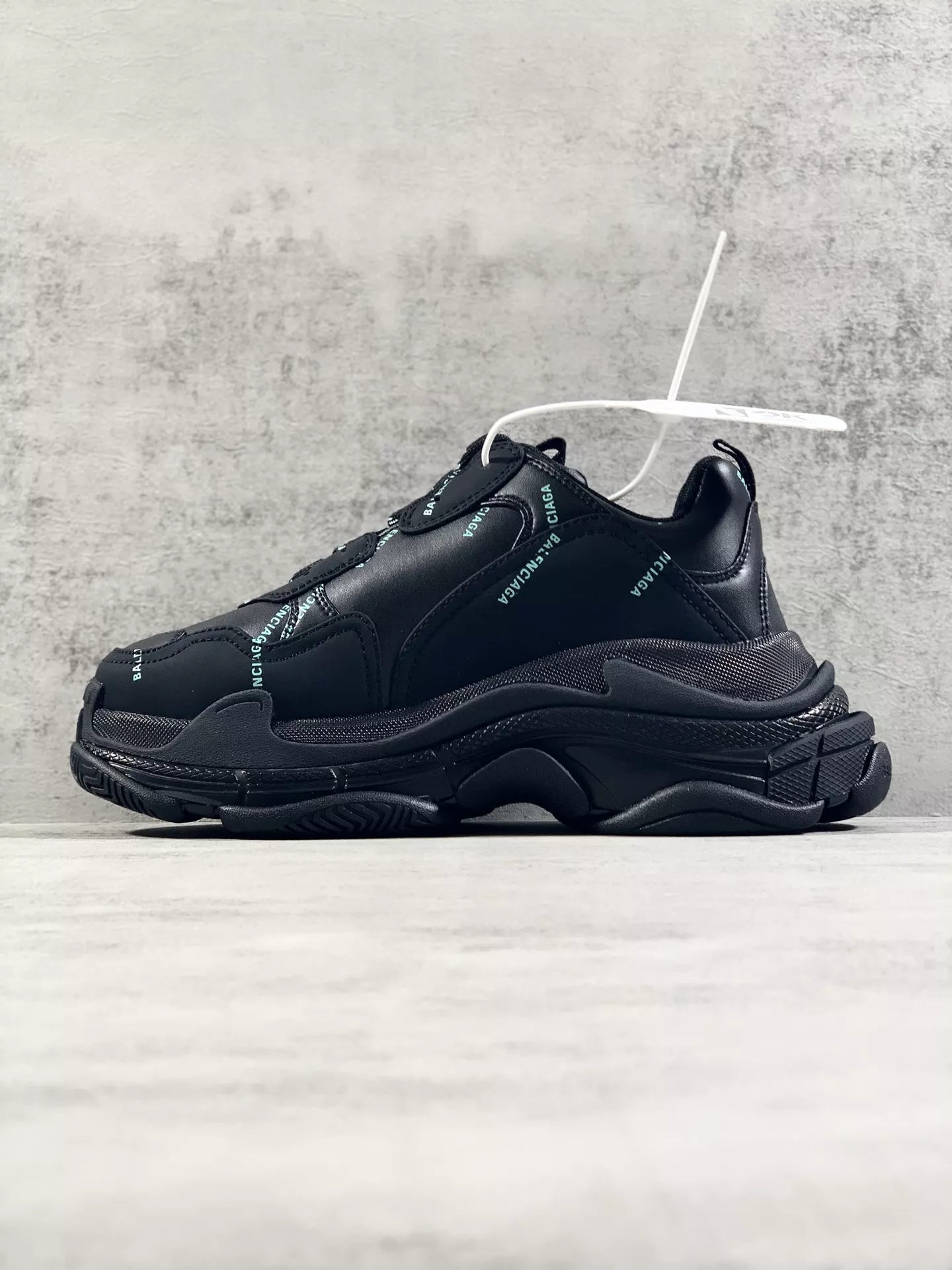Balenciaga Casual Shoes For Men DailyWear 3538