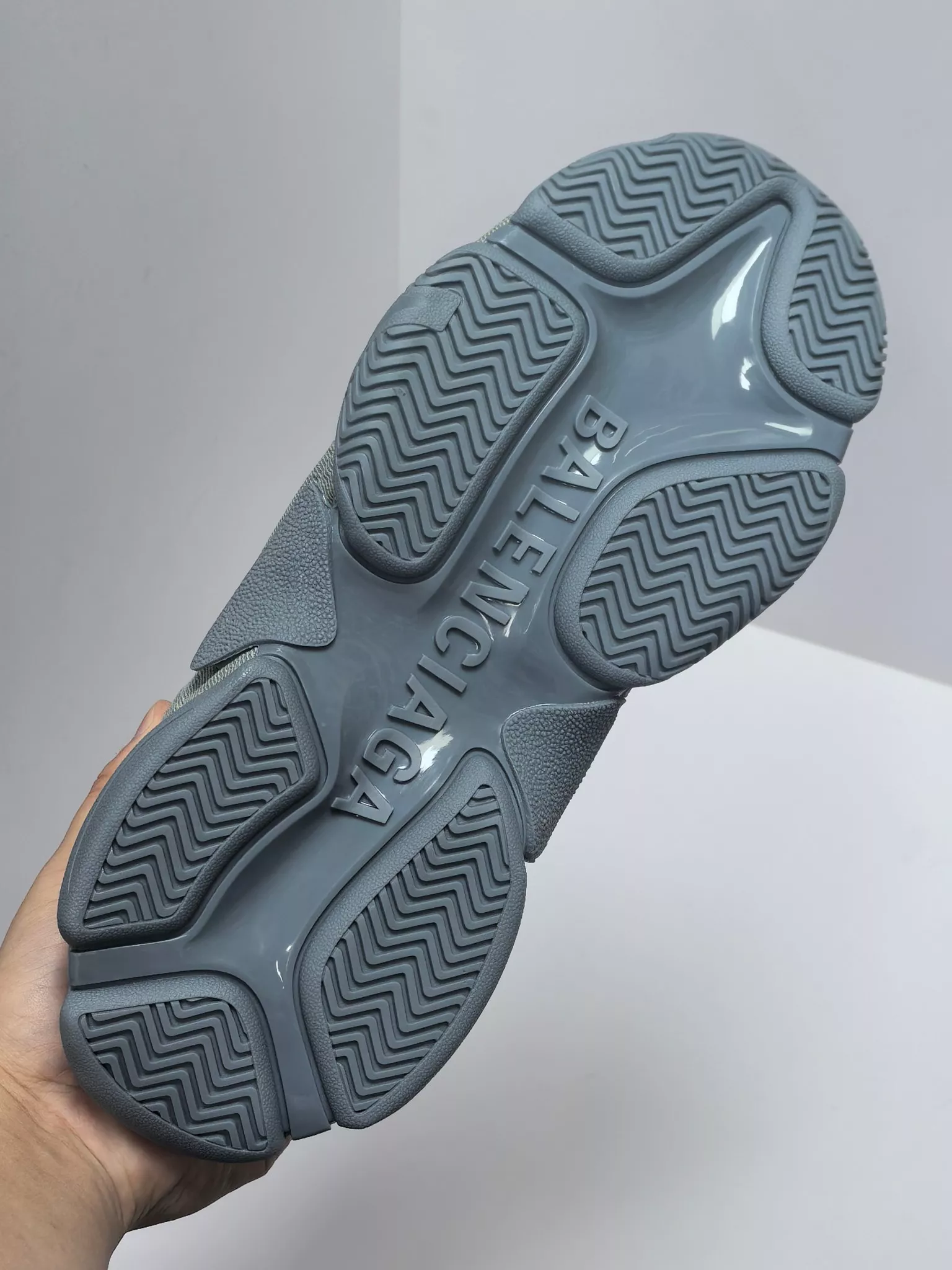 Balenciaga Casual Shoes For Men Durable 408