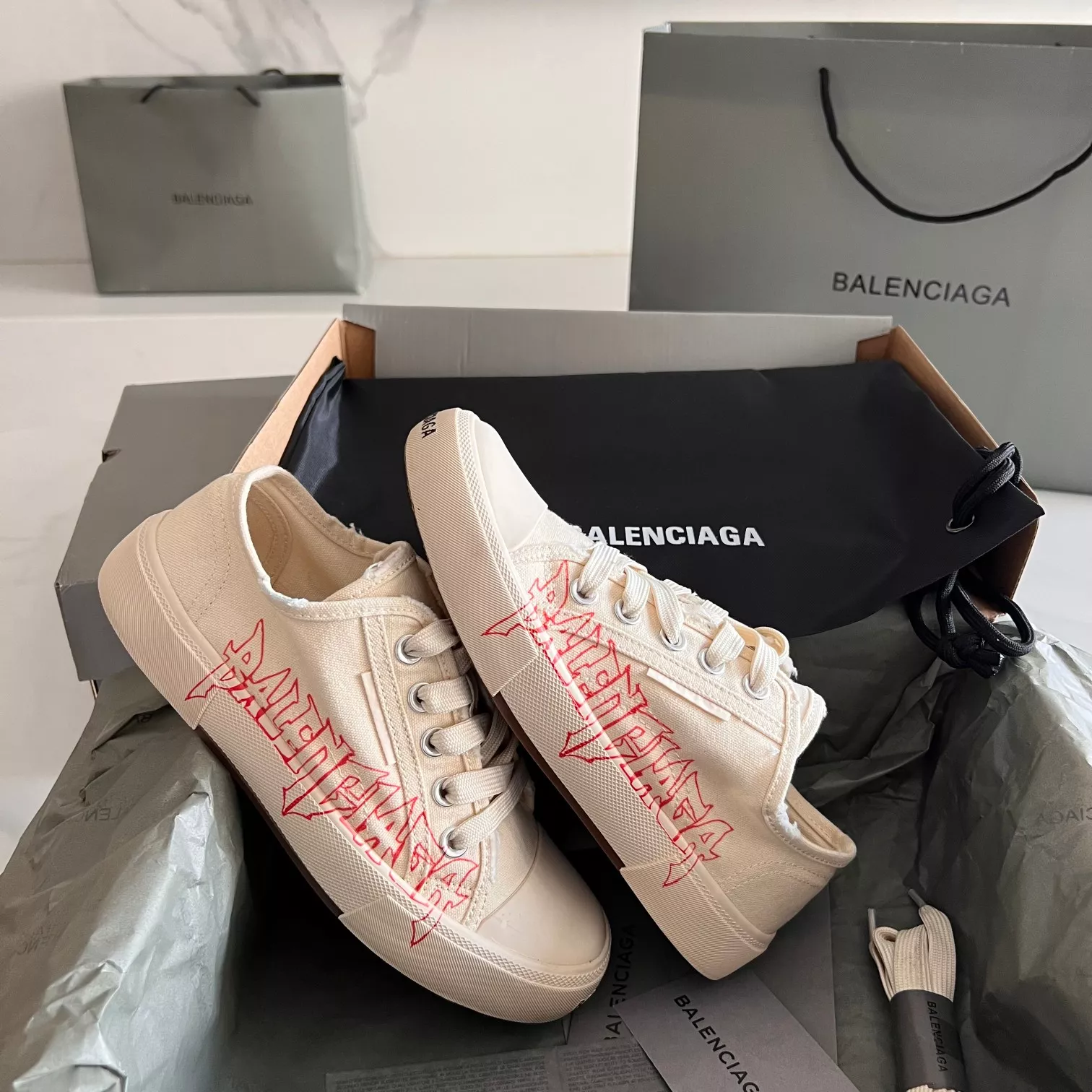 Balenciaga Casual Shoes For Men Durable 9317