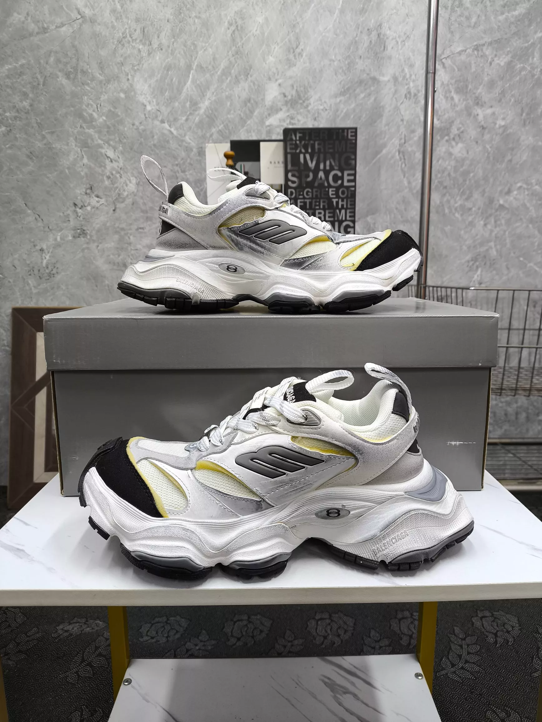Balenciaga Casual Shoes For Men EasyMatch 7128