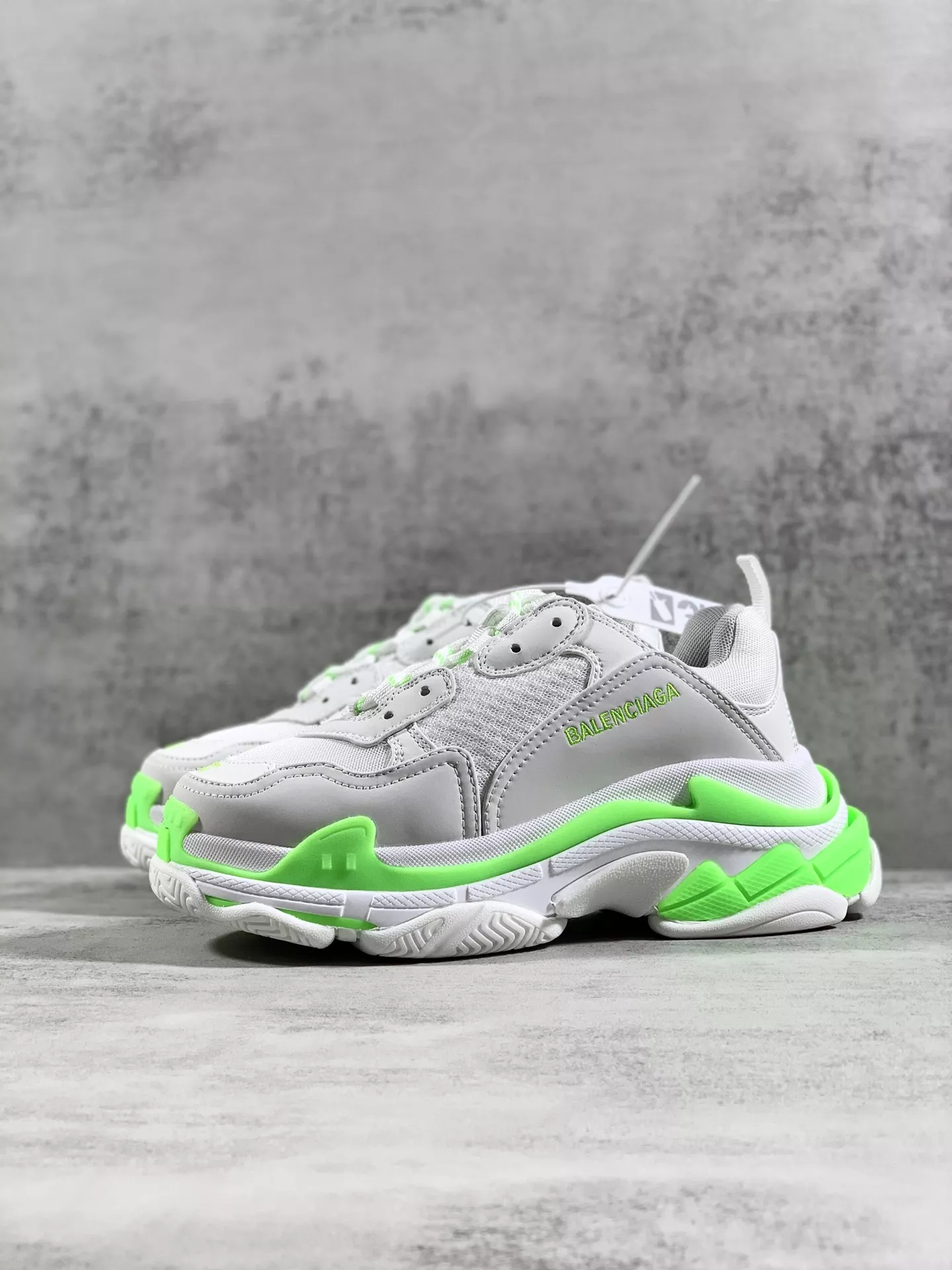Balenciaga Casual Shoes For Men Modern 337