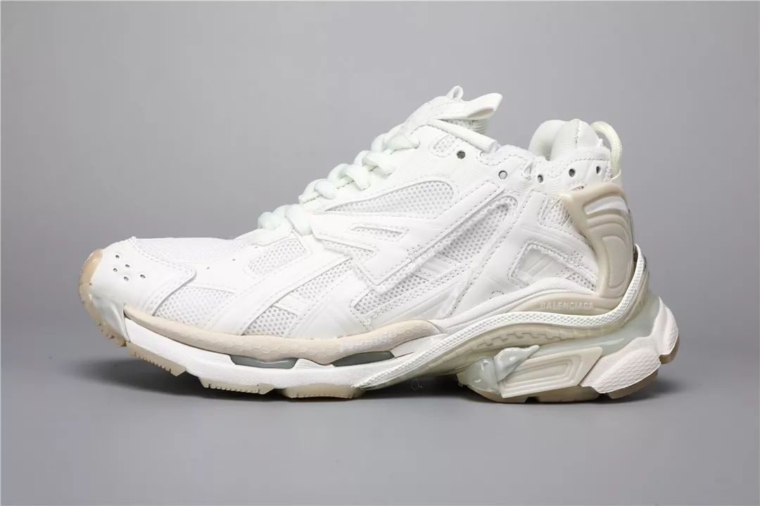 Balenciaga Casual Shoes For Men Sophisticated 9978