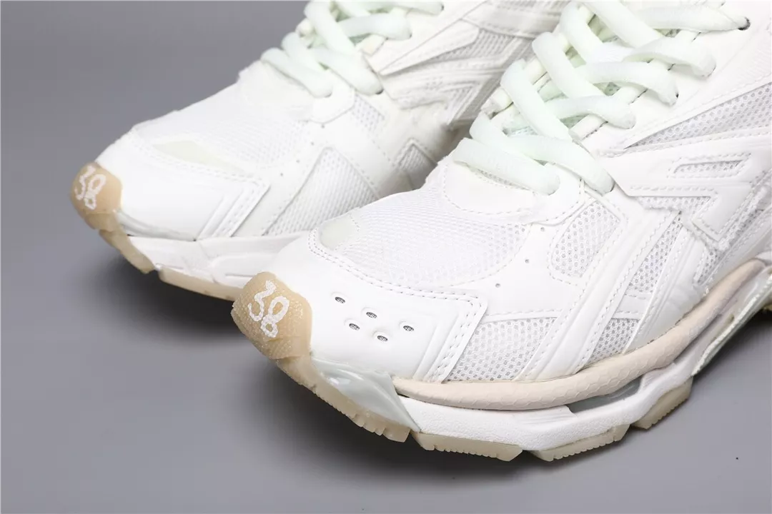 Balenciaga Casual Shoes For Men Sophisticated 9978