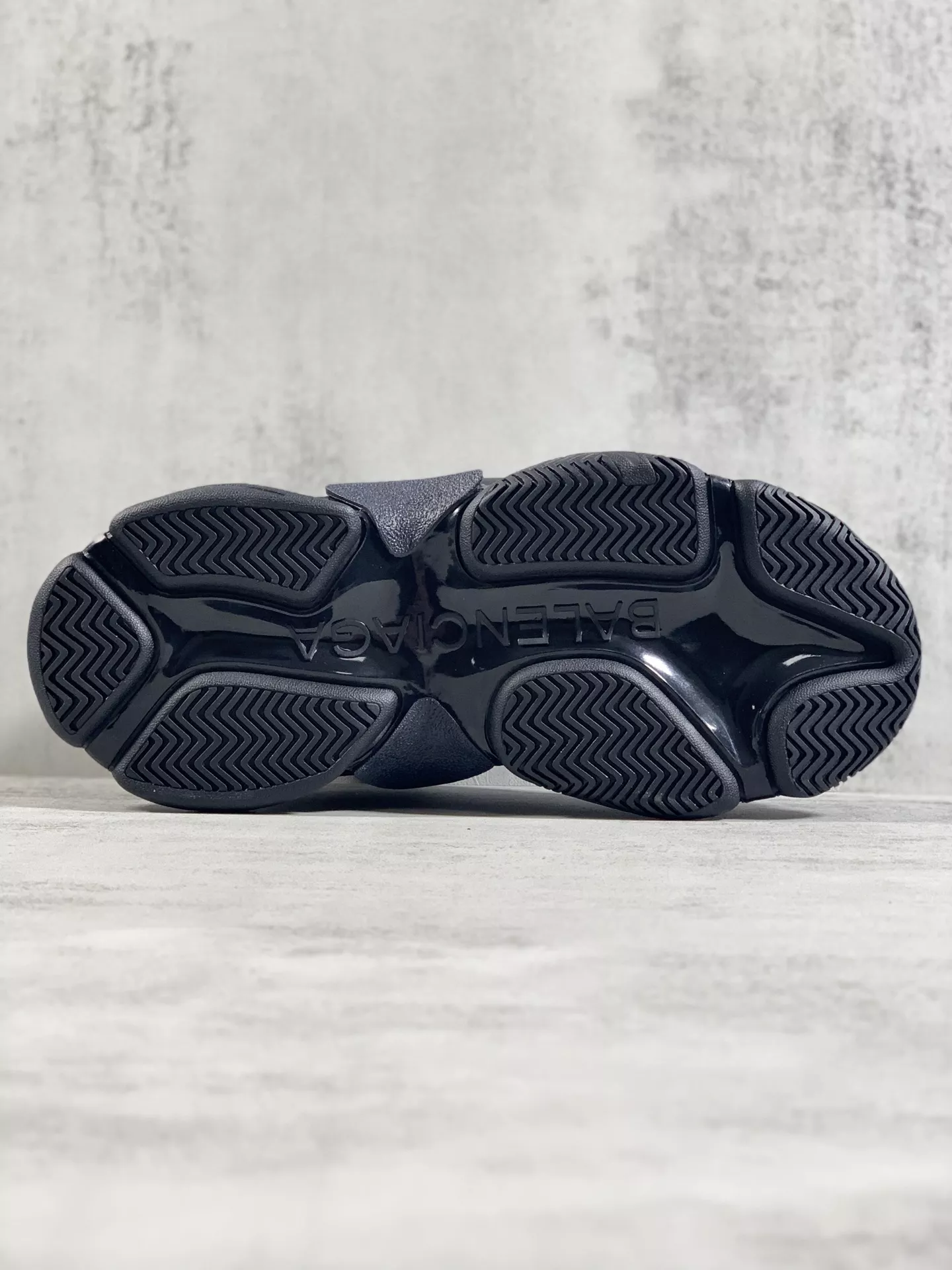 Balenciaga Casual Shoes For Men UrbanStyle 1645