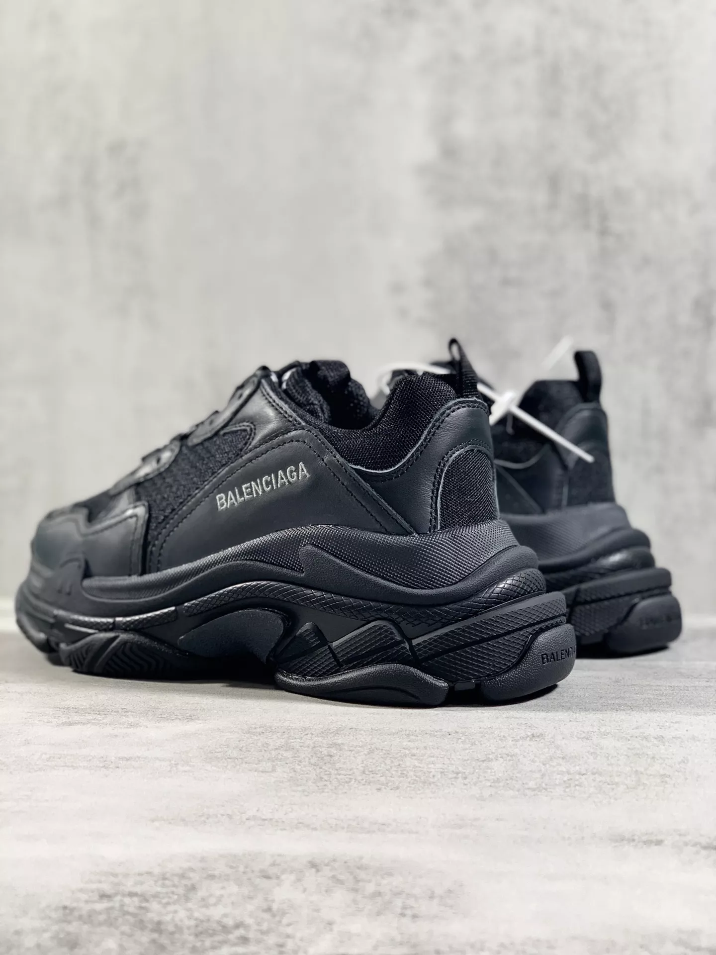 Balenciaga Casual Shoes For Men UrbanStyle 1645