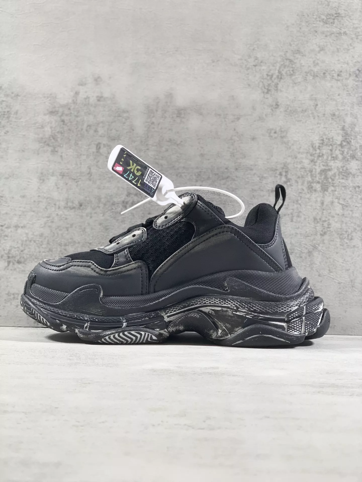 Balenciaga Casual Shoes For Men WellDesigned 6561