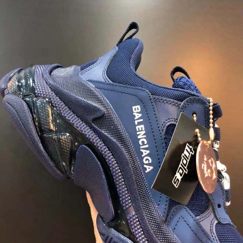 Balenciaga Casual Shoes For Women Bold 3602