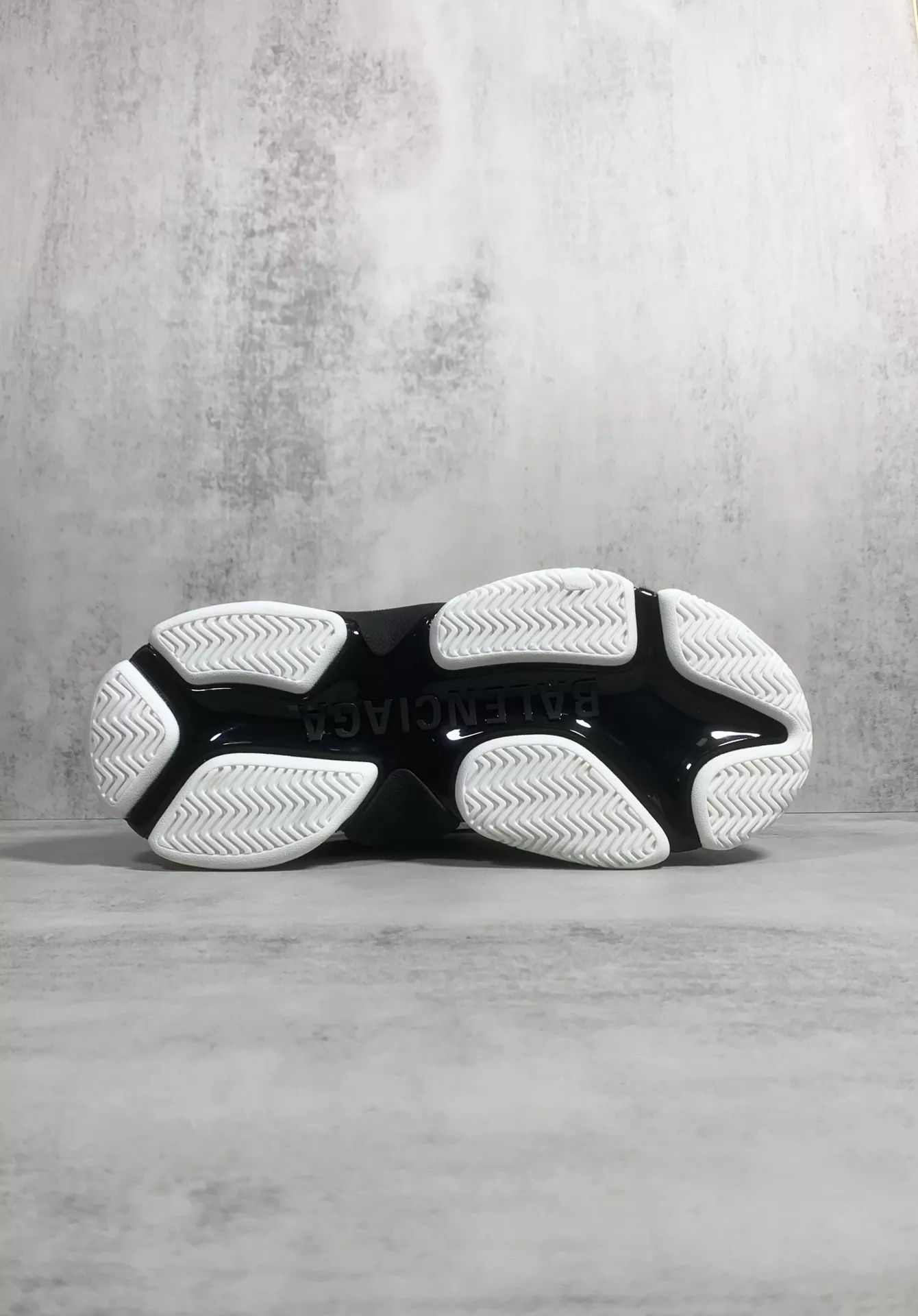 Balenciaga Casual Shoes For Women Durable 3288
