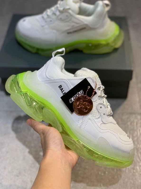 Balenciaga Casual Shoes For Women Efficient 8023