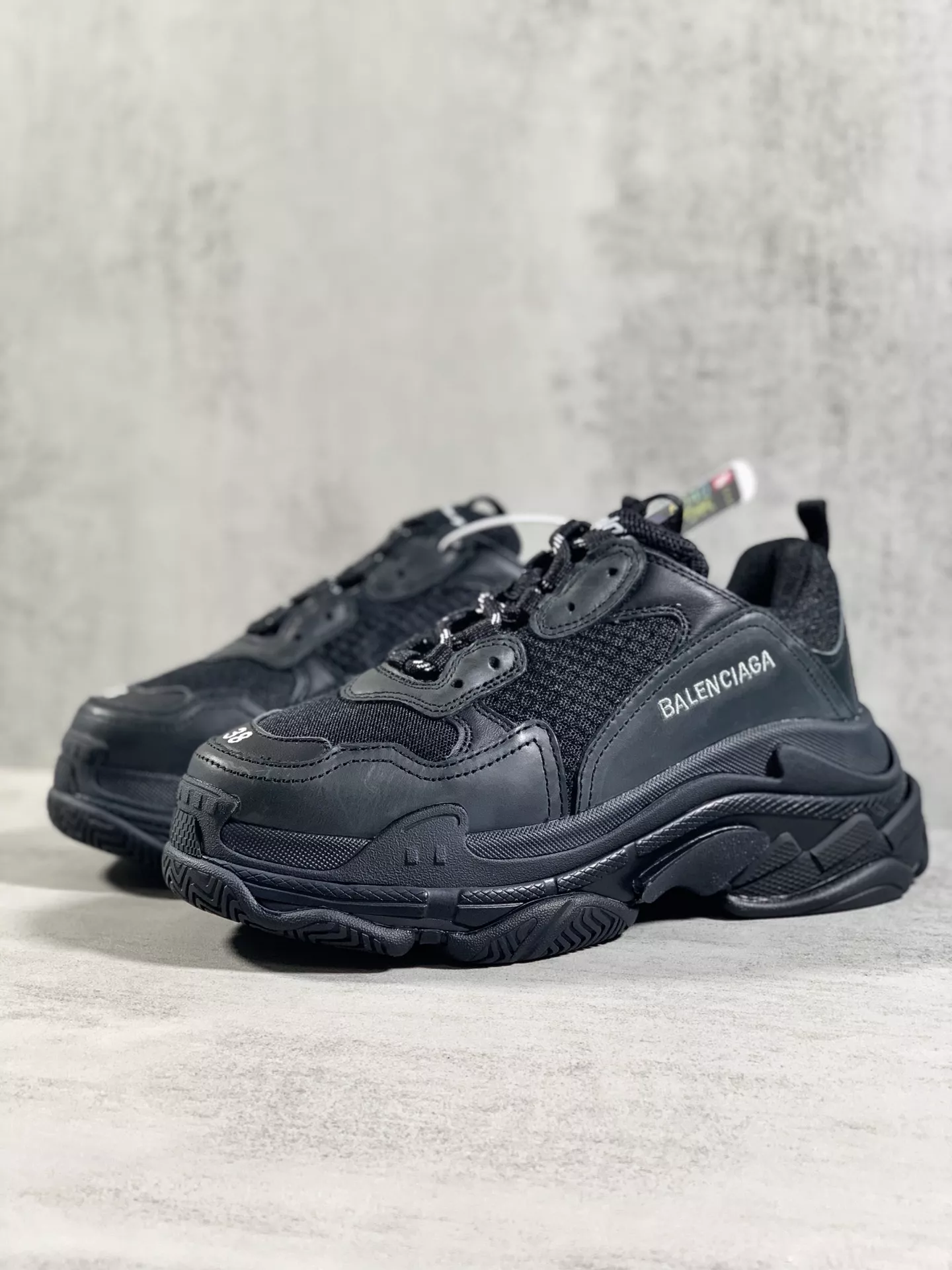Balenciaga Casual Shoes For Women HighQuality 8600