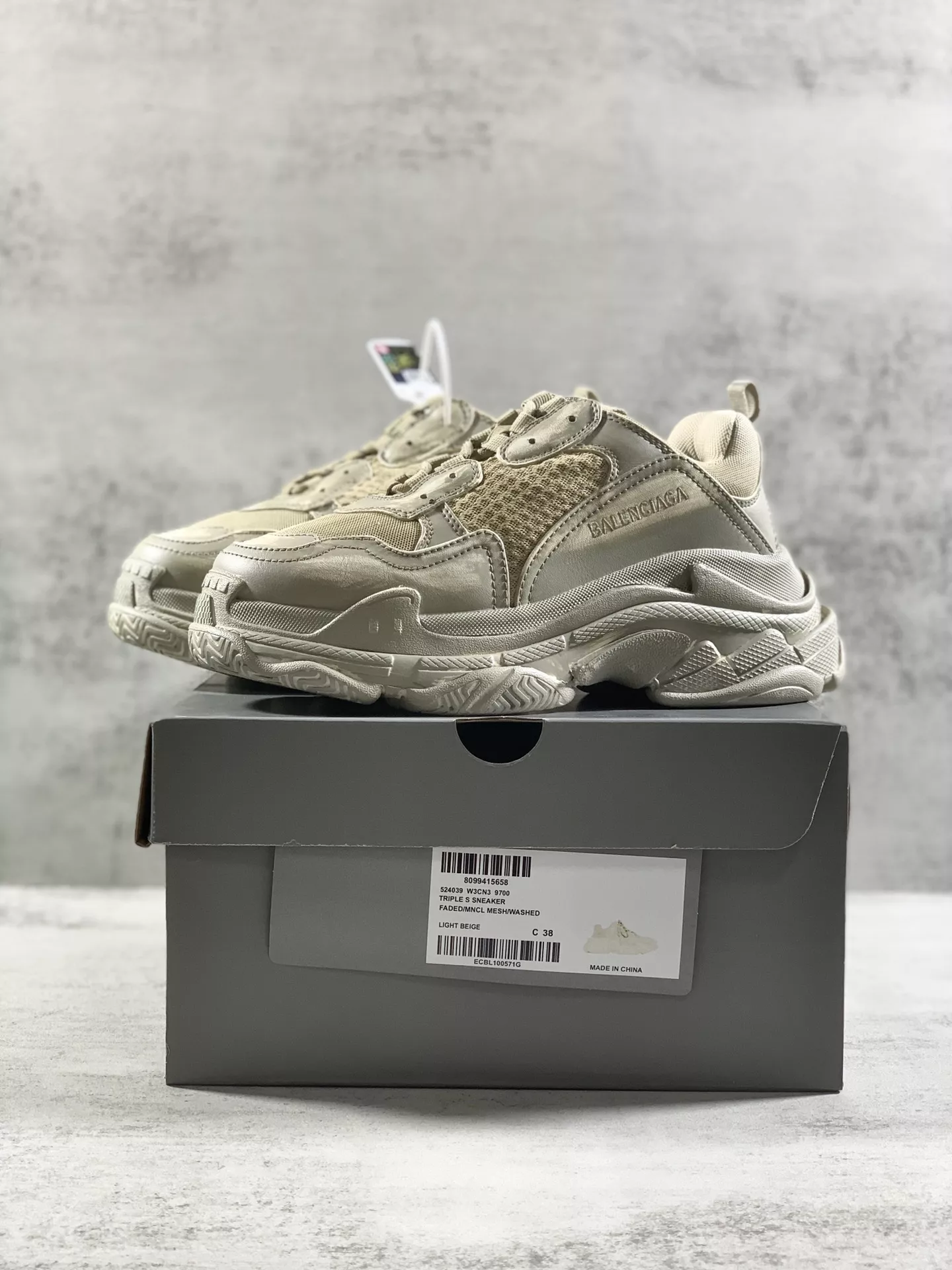 Balenciaga Casual Shoes For Women NewStyle 5121