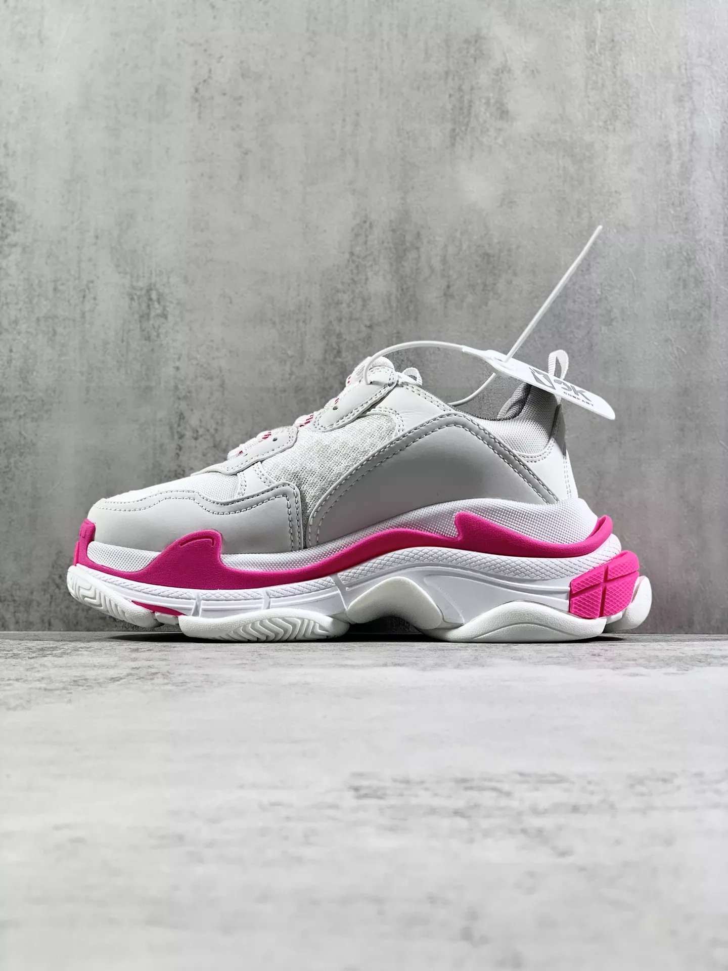 Balenciaga Casual Shoes For Women Refined 3143