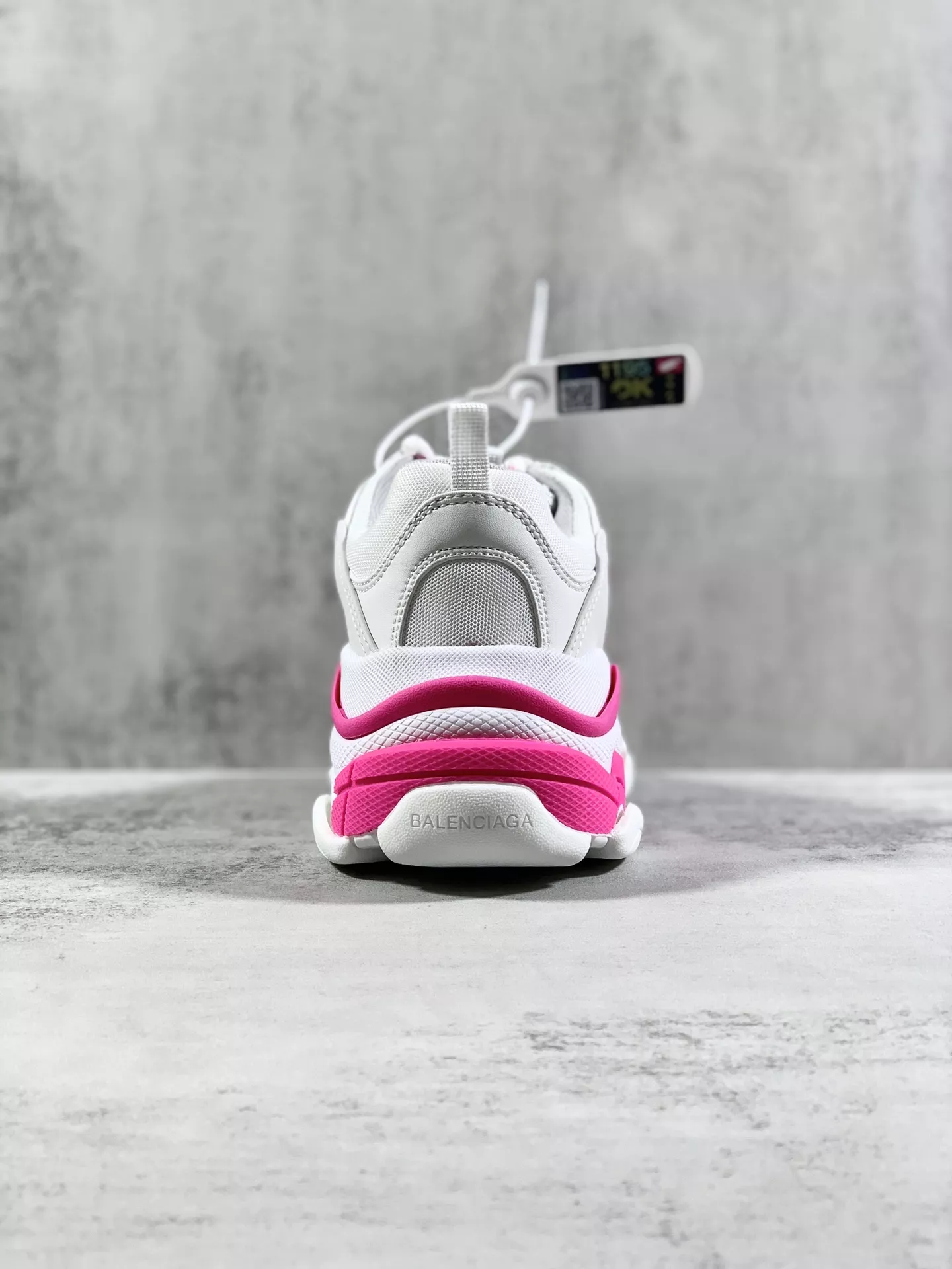 Balenciaga Casual Shoes For Women Refined 3143