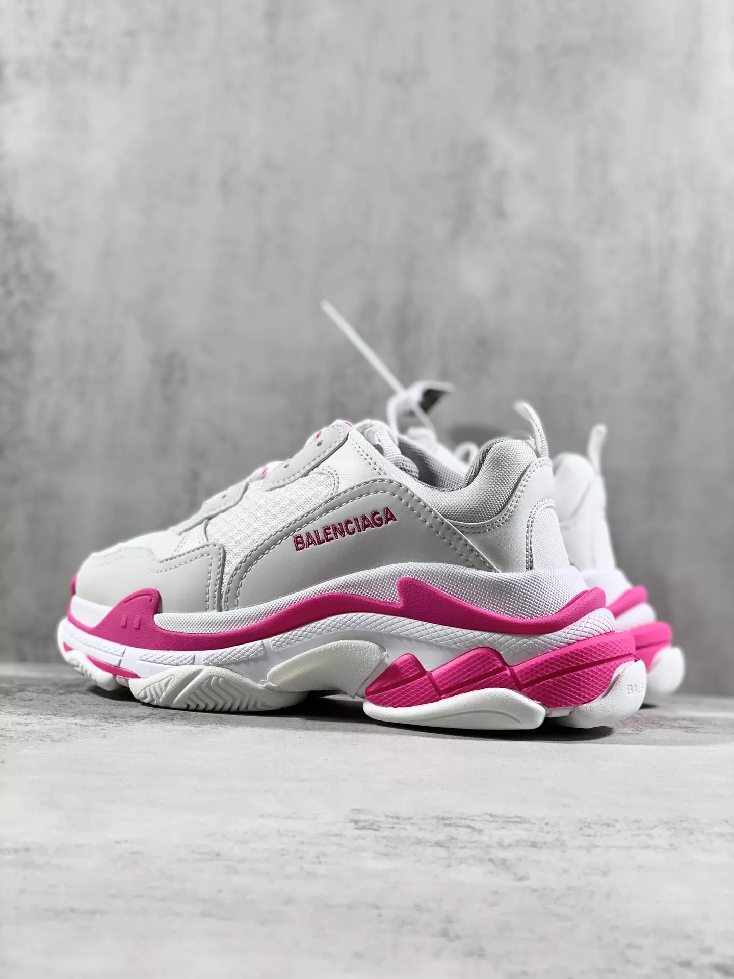 Balenciaga Casual Shoes For Women Refined 3143